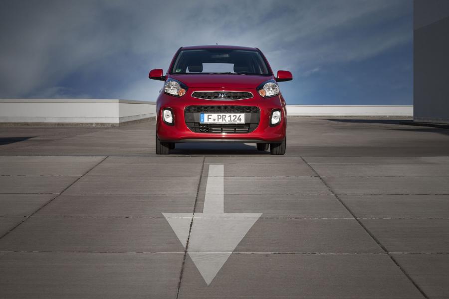  Kia Picanto 5-Door 2015 года  (фото 7 из 30)